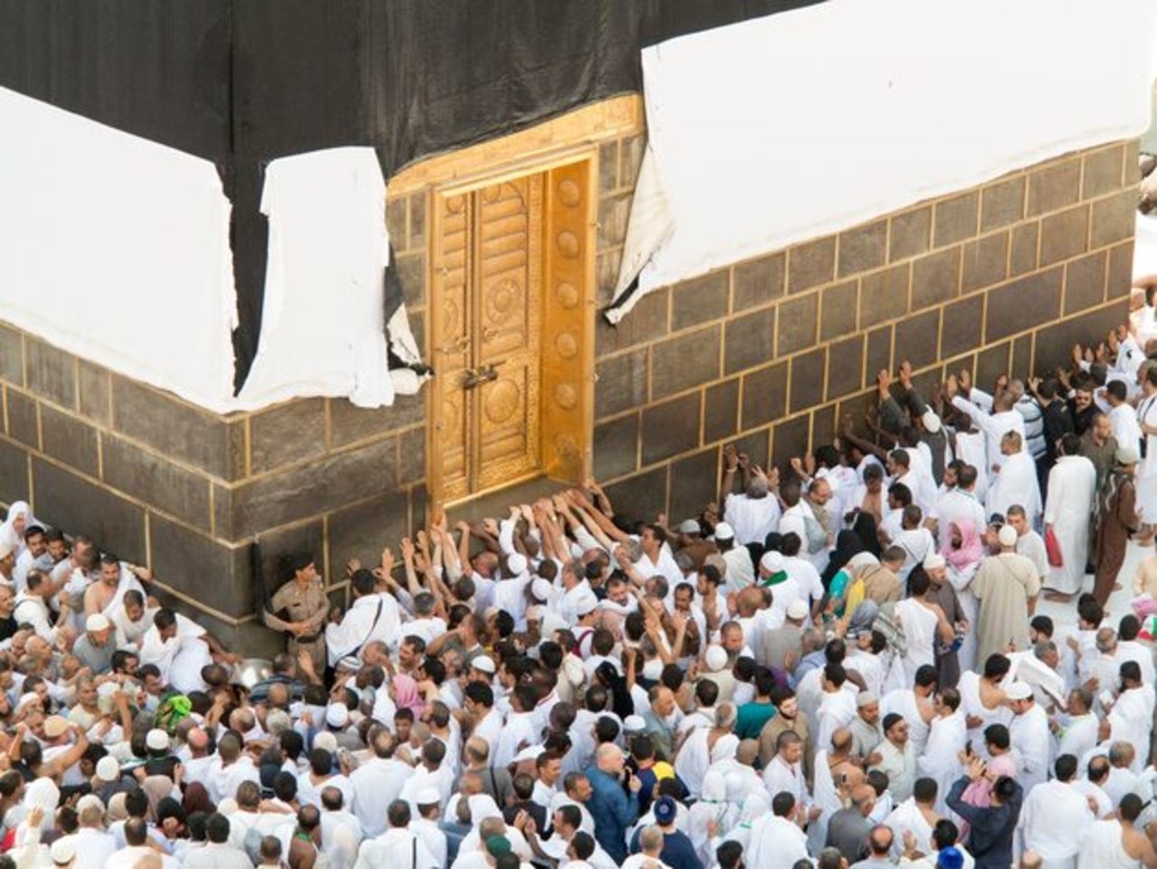 First-Time Umrah Guide: Everything You Need to Know Before You Go